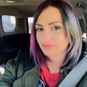 Meet your Posher, Amanda